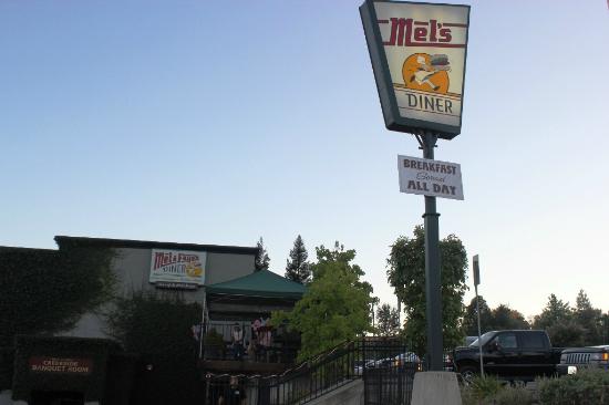 mel-and-faye-s-diner